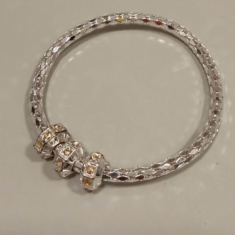 BOMB PARTY!! Silver-Tone Beaded & Chain Bracelet Stack with Champagne Beads - Picture 6 of 10